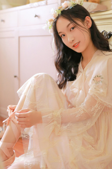 丰满护士巨好爽好大乳小说